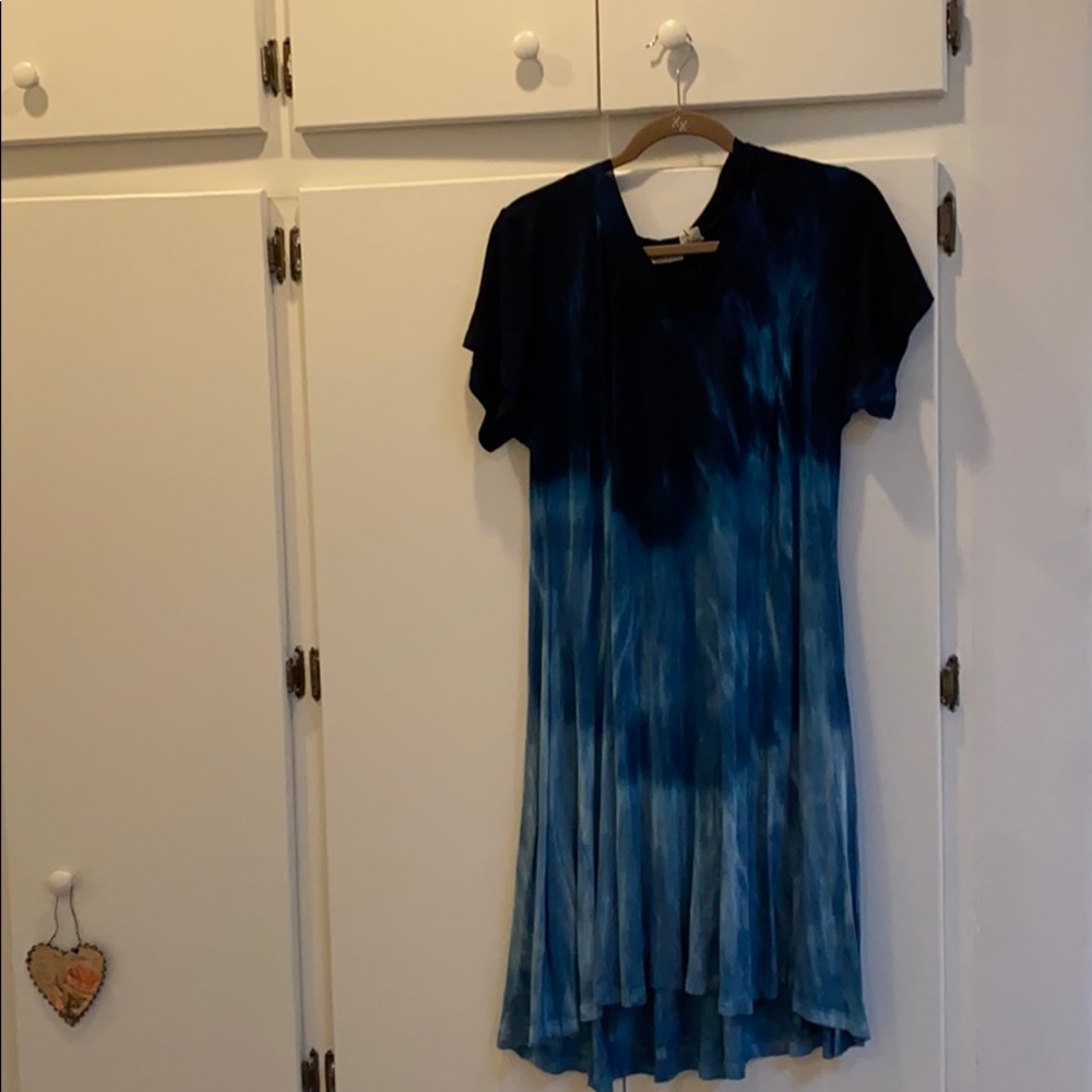 Blue and light blue tie dye